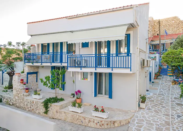 Pythagoreio Blue Street Apartment With Terrace